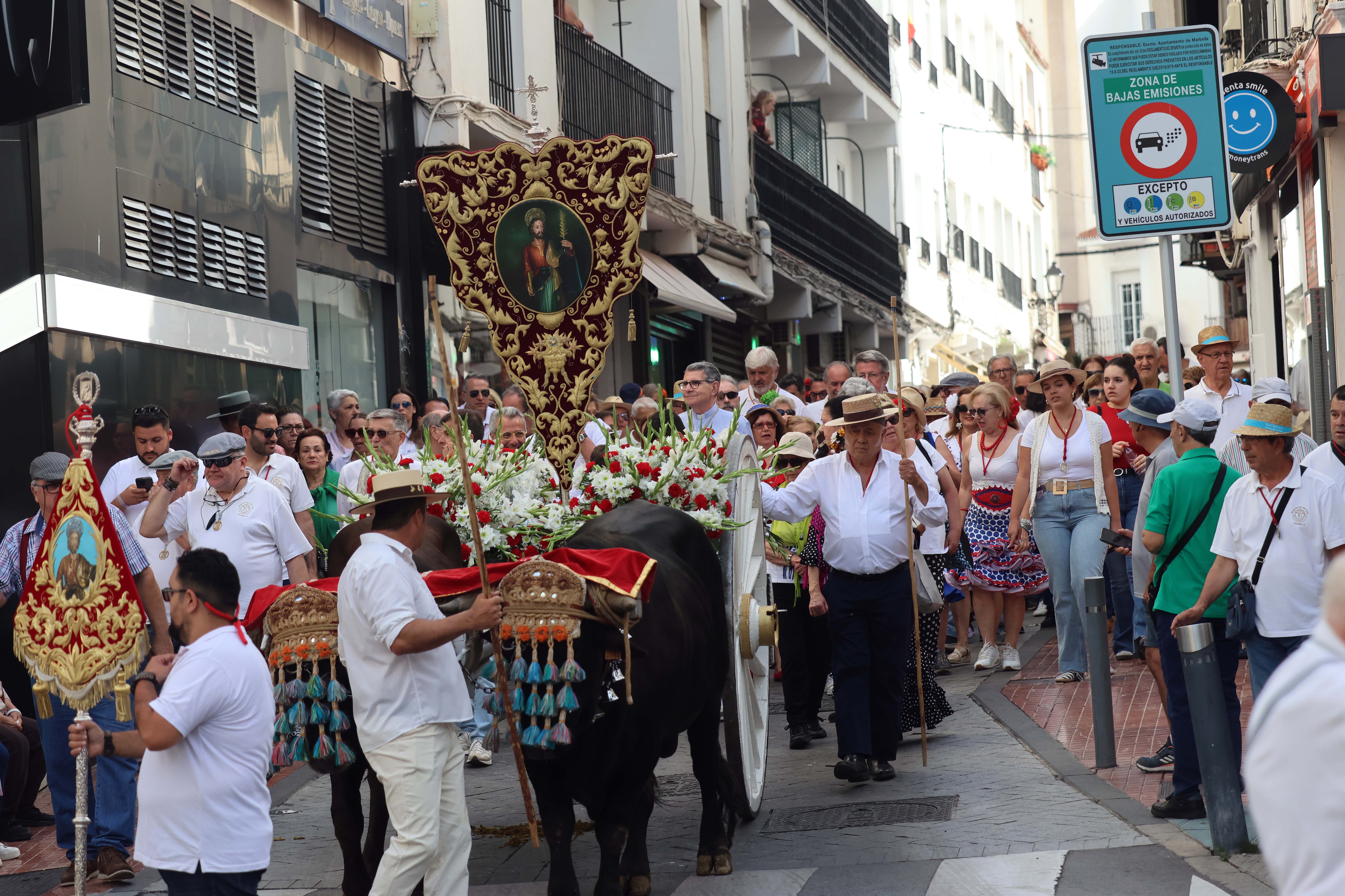 Marbella celebra su romería, preludio de la feria de San Bernabé