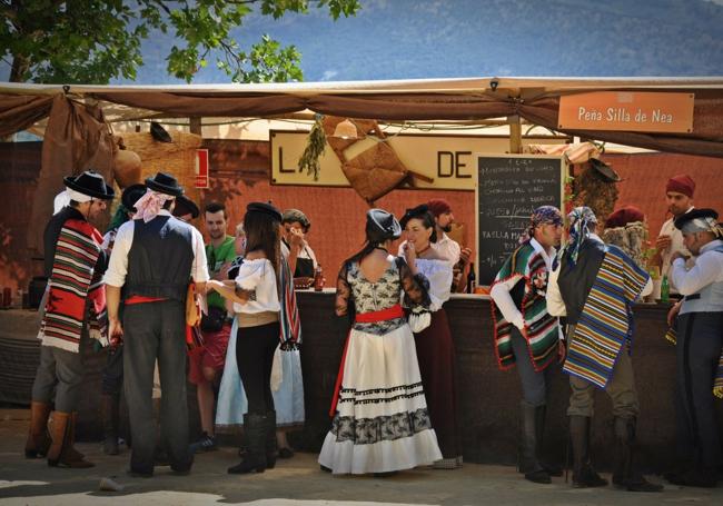 Puestos del Mercado Romántico de Ronda.