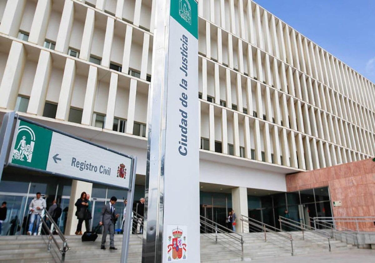 Abogados y procuradores del turno de oficio reciben más de 3,3 millones por asistencias