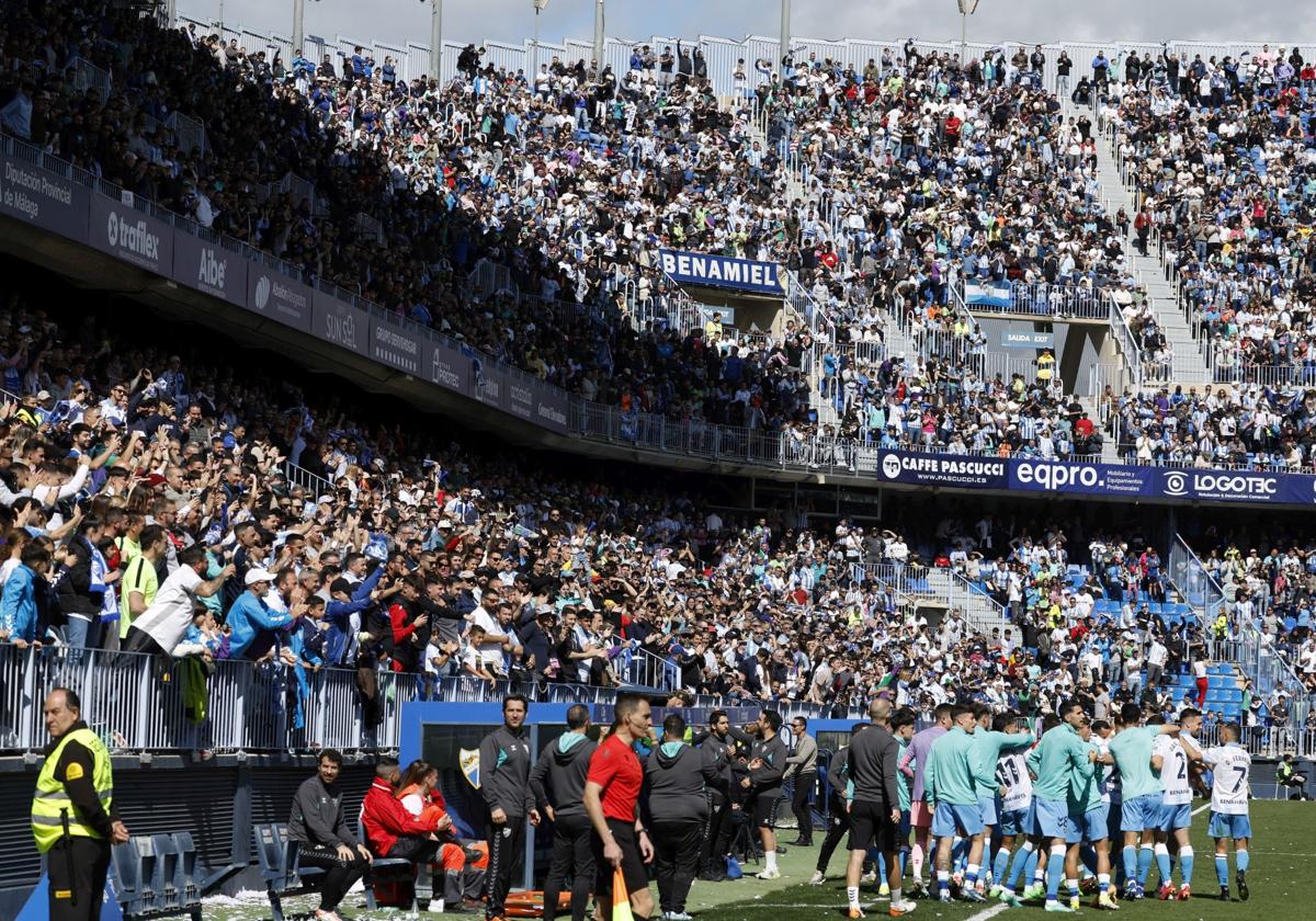 Imagen del estadio de La Rosaleda durante el Málaga-Ibiza, donde se registró la mejor entrada de la temporada con 26.130 personas.