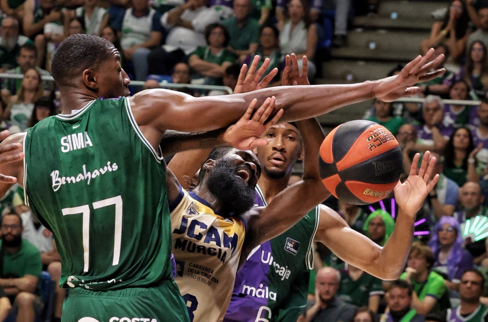 El Unicaja-UCAM Murcia, quinto partido de semifinales, en imágenes