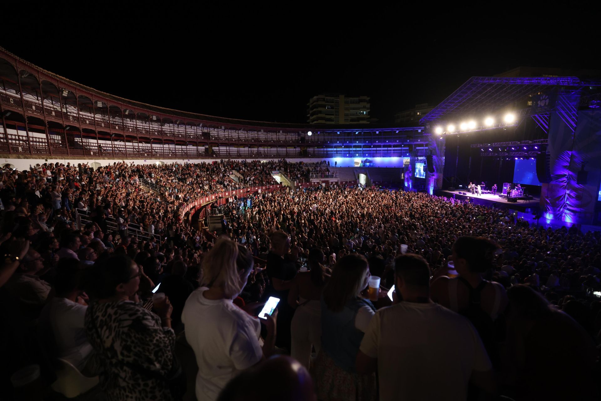 Camela celebra en Málaga treinta años de una carrera plagada de éxitos populares