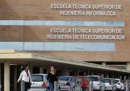 Complejo de las escuelas técnicas de Informática y Telecomunicación, en el campus de Teatinos.