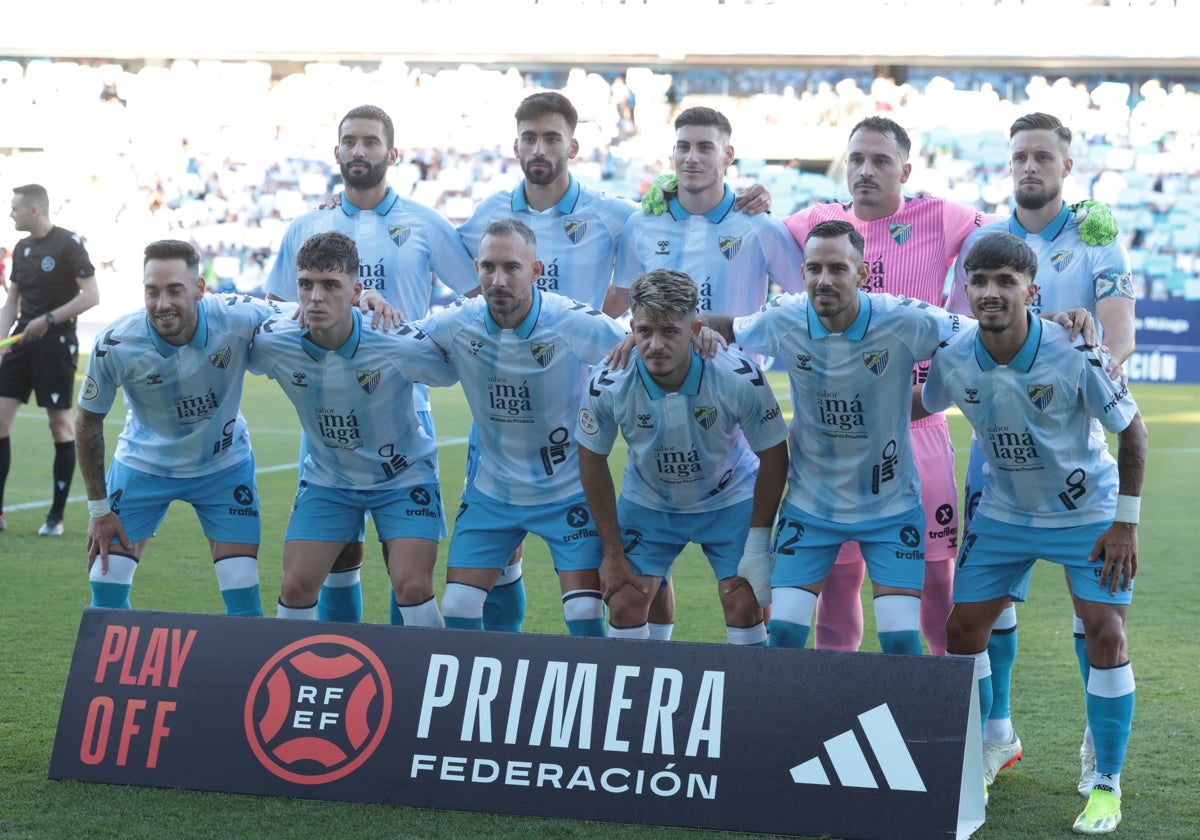 El once malaguista en el duelo de ida de la final de los 'play-off' de ascenso.