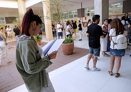 Comienzan las oposiciones en Málaga para Maestros o profesores de Secundaria y FP