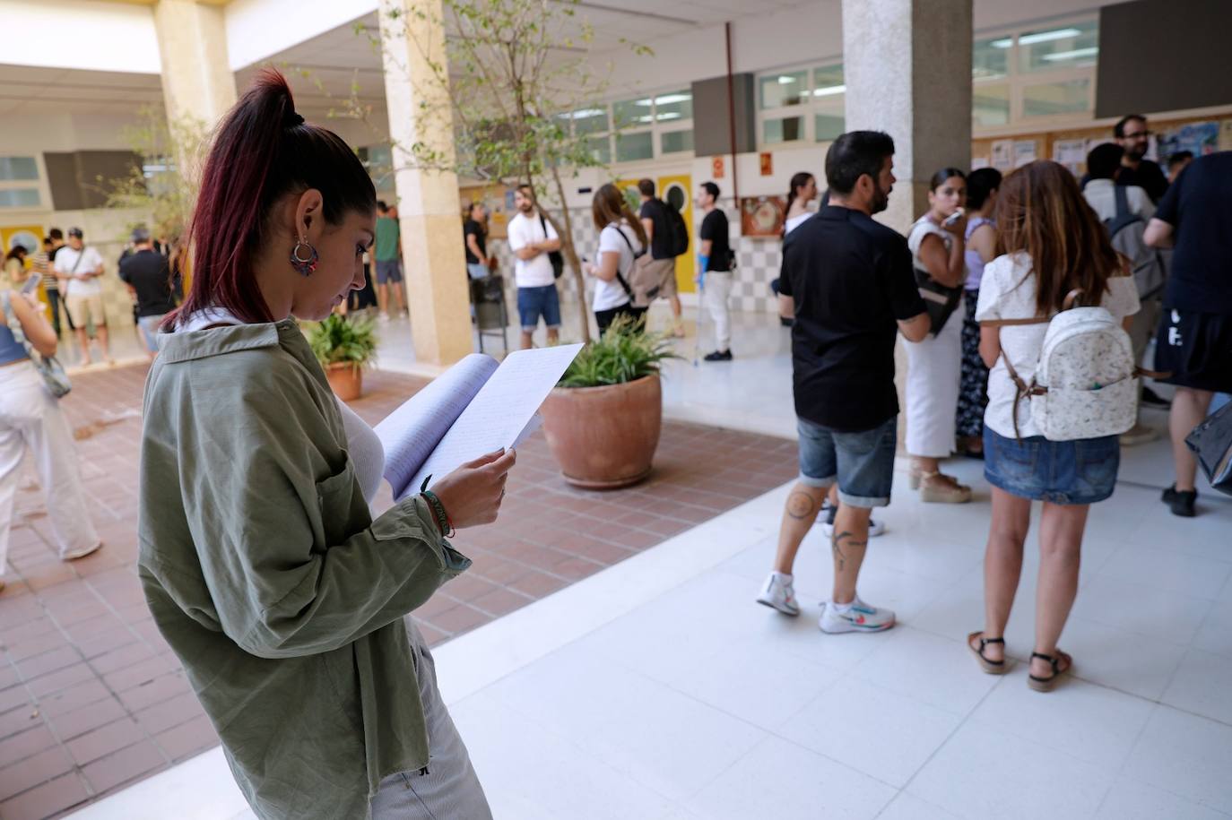 Comienzan las oposiciones en Málaga para Maestros o profesores de Secundaria y FP