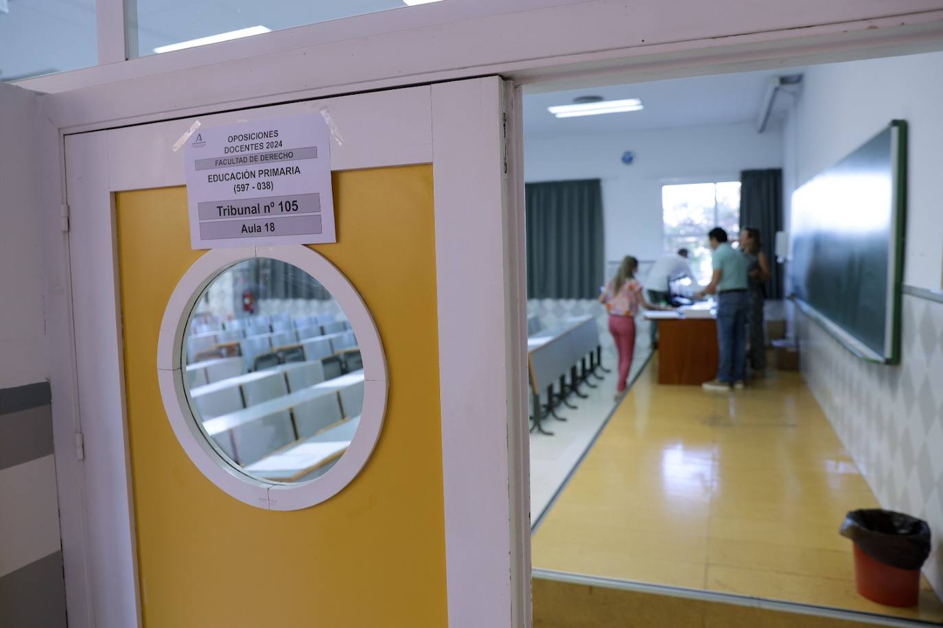 Comienzan las oposiciones en Málaga para Maestros o profesores de Secundaria y FP