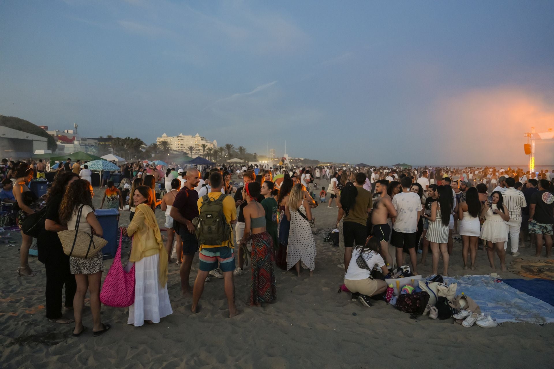 Ambiente en el playa de El Cable, en Marbella
