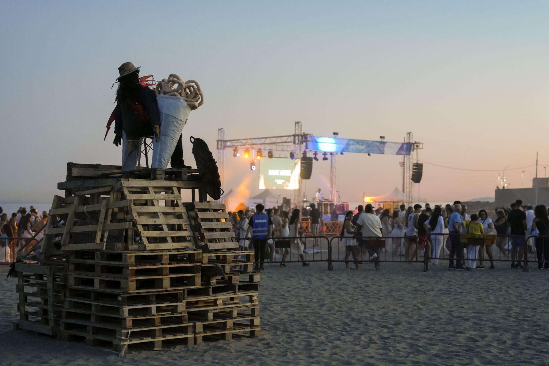 Ambiente en el playa de El Cable, en Marbella