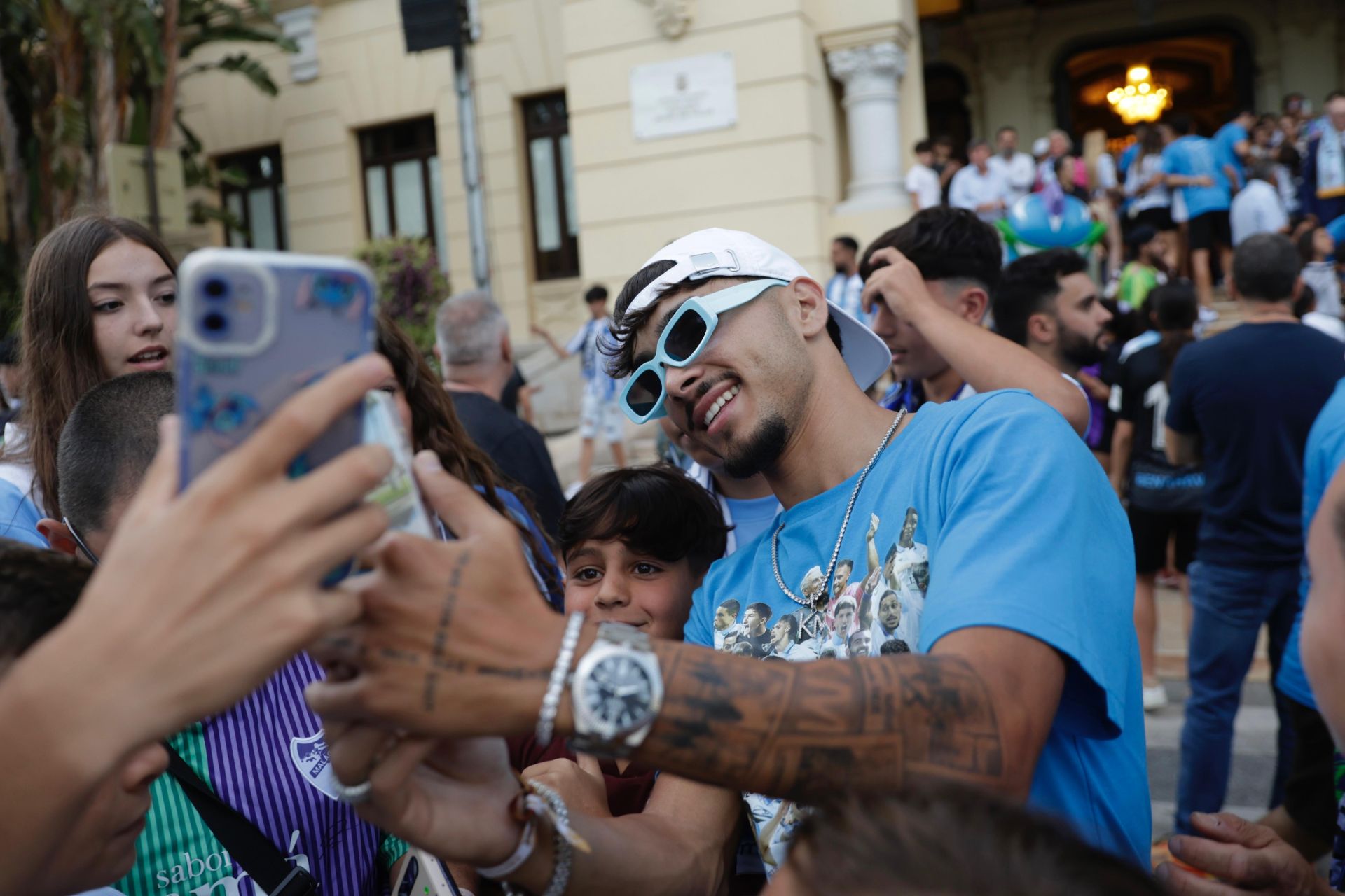 La celebración del ascenso del Málaga en la ciudad, en imágenes