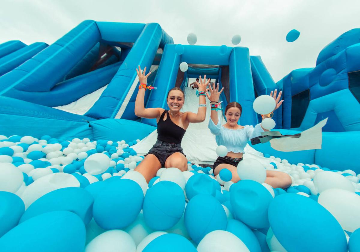 El festival ofrecerá una amplia variedad de atracciones, zonas de juegos y áreas acuáticas.