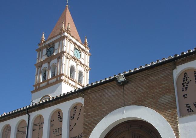 La iglesia de San Juan de Letrán es el principal templo de esta localidad malagueña.