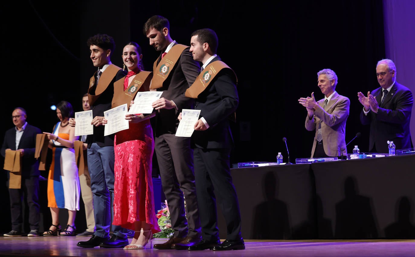 La graduación de la primera promoción de Informática y Matemáticas de la UMA, en imágenes