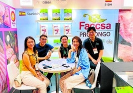 El equipo de Faccsa en Taiwán, en el estand de Food Taipei.