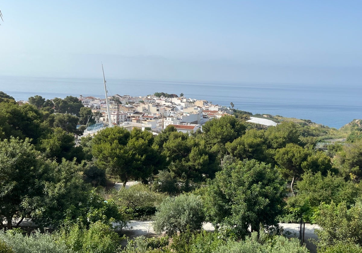 Vista panorámica de la pedanía nerjeña de Maro.