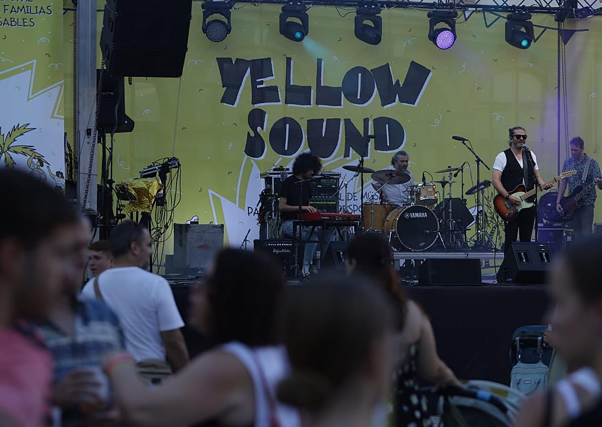 Imagen secundaria 1 - El estreno de Yellow Sound triunfa entre miles de familias corresponsables