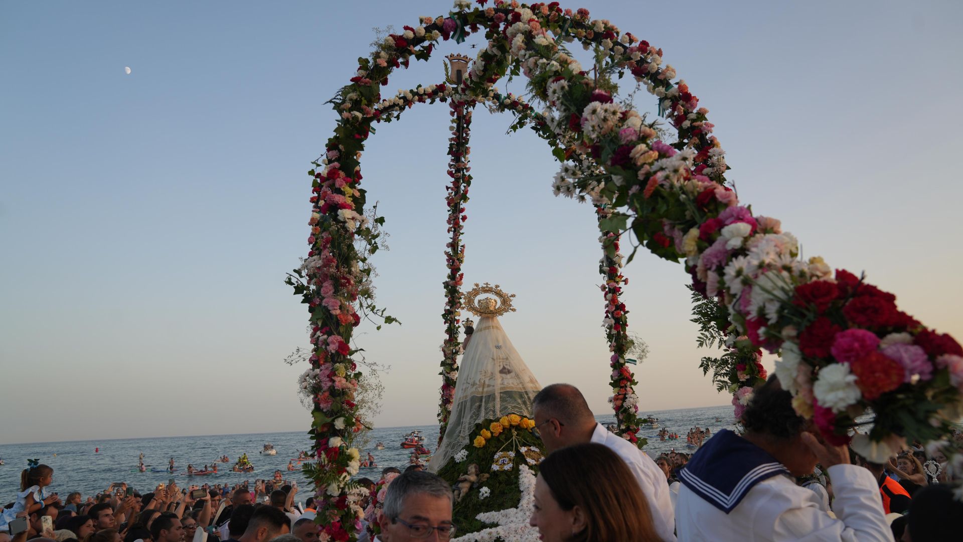 La procesión de la Virgen del Carmen, en Rincón de la Victoria