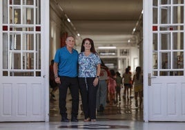 Antonio Jiménez Rambla y Mari Ángeles González Cánovas, durante su entrevista con SUR en el centro cultural.