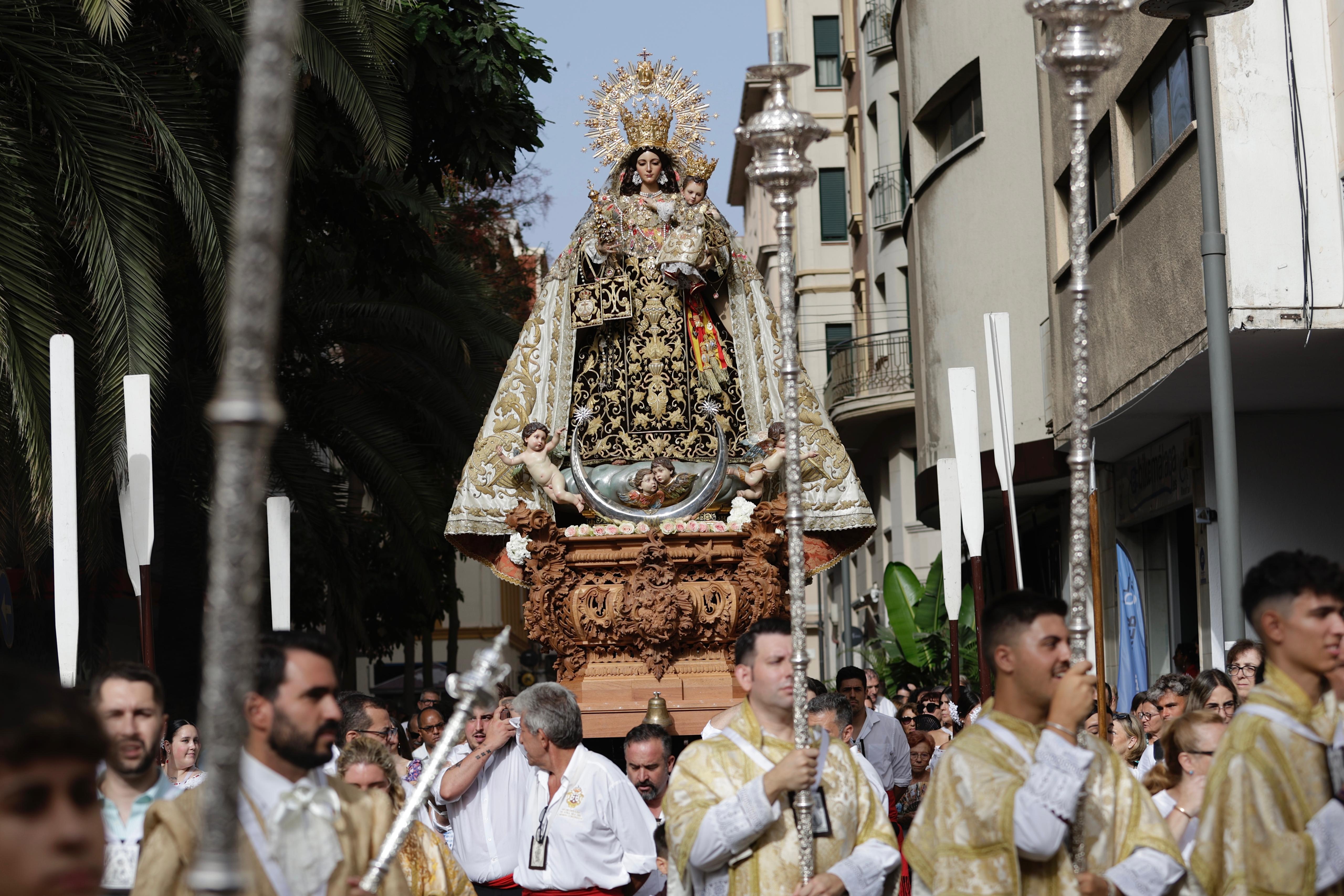 La Virgen del Carmen recorre las calles de Málaga