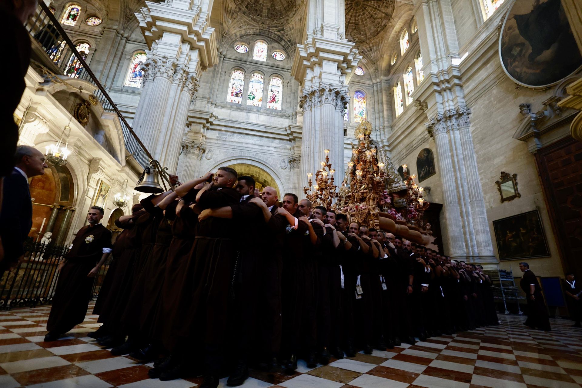 La Virgen del Carmen Coronada, en su procesión por el Centro de Málaga este sábado