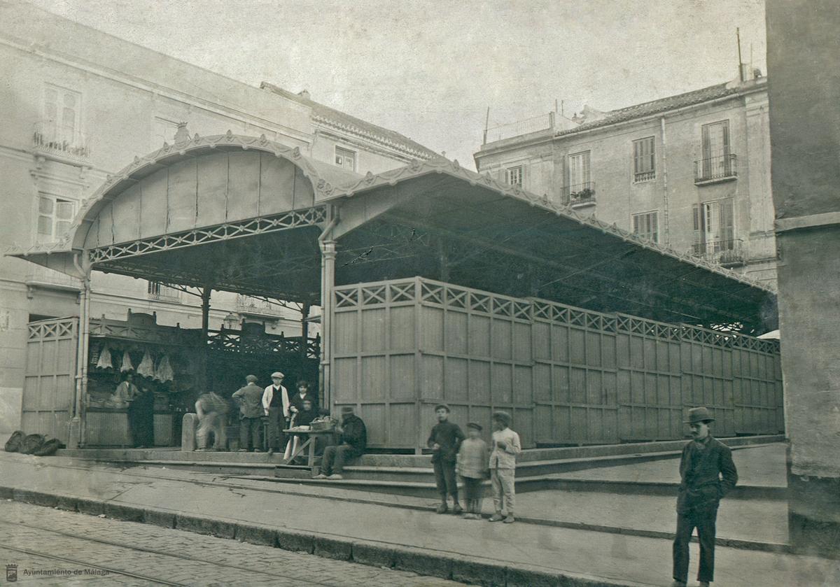 Mercado de la plaza de San Pedro Alcántara.