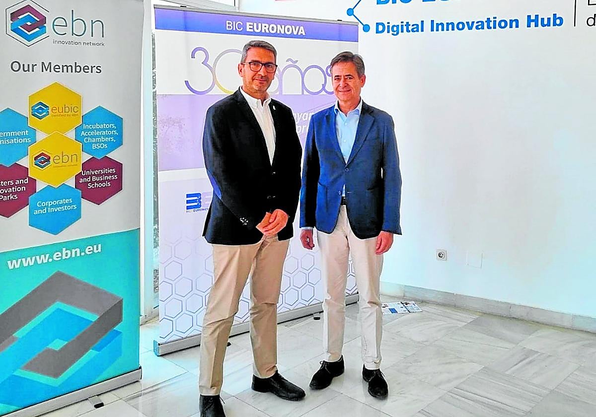 El presidente de BIC Euronova, Carlos García; y el director general del centro, Álvaro Simón de Blas.
