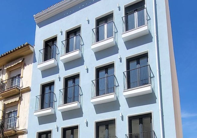 Edificio de apartamentos turísticos construido en la calle Capuchinos.