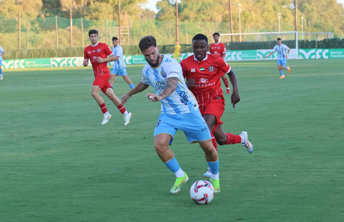 El amistoso entre el Málaga y el Al-Jazira en Marbella, en imágenes