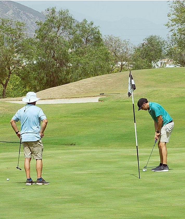 Imagen secundaria 2 - La faceta más solidaria del Real Club Guadalhorce vuelve a triunfar