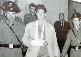 Imagen de una exposición que recoge el momento del arresto de El Lute en 1972.