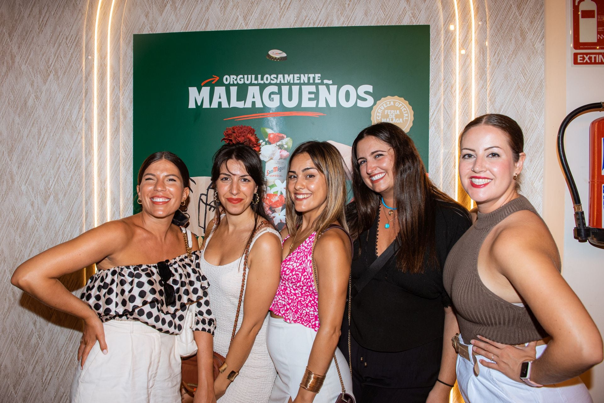 Elena Gómez, Noelia Monteagudo, Nuria Montes, Cristina Zaragoza y María Jalón.
