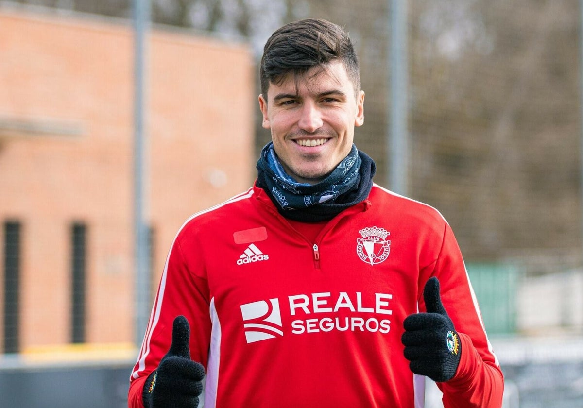 Sergio Castel, con la camiseta del Burgos el pasado año.