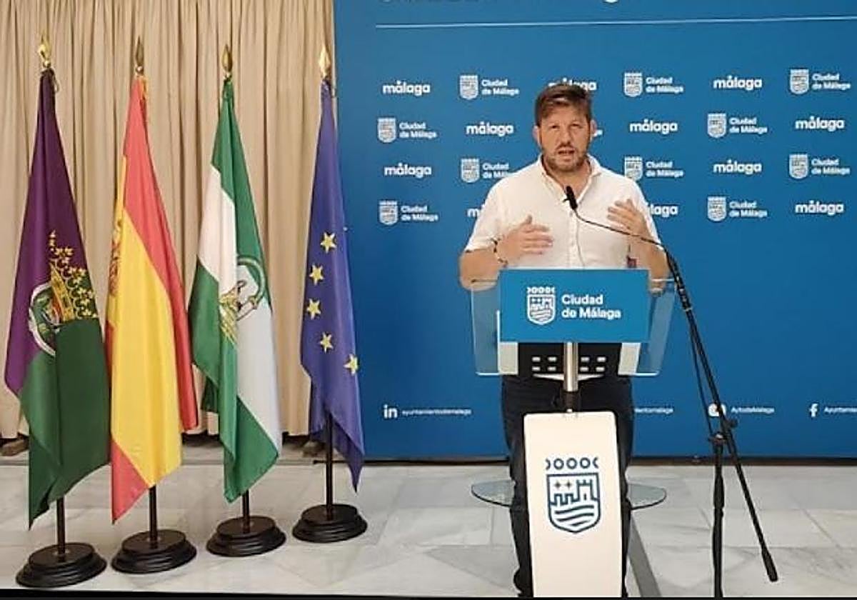 El portavoz adjunto de Con Málaga, Nicolás Sguiglia