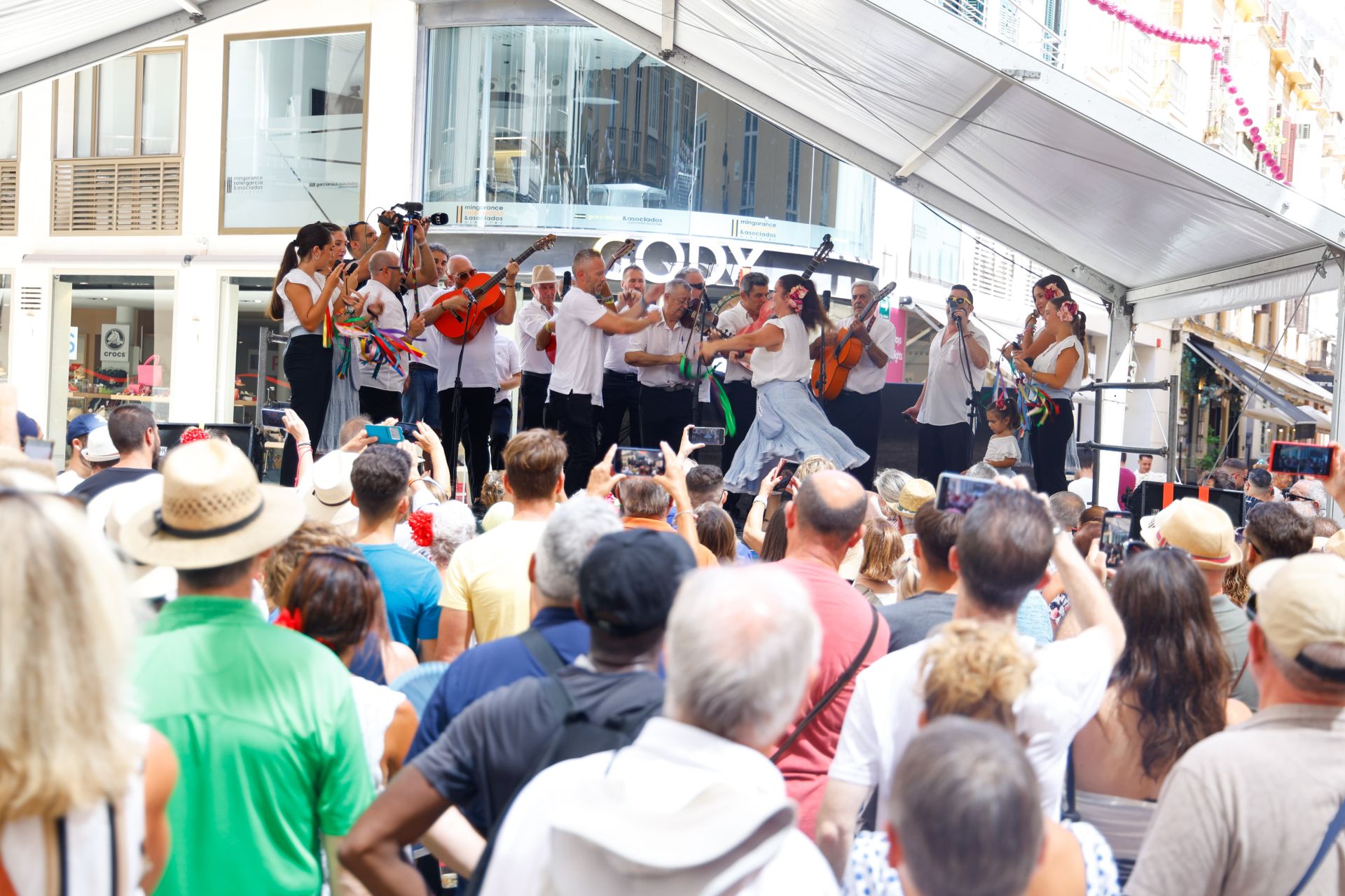 Ambiente en la Feria del centro de Málaga este martes 20 de agosto