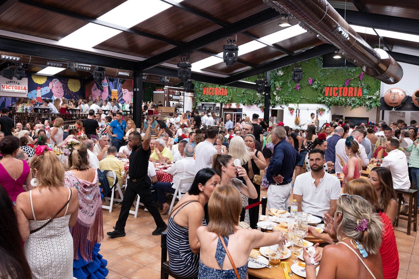 Las mejores fotos de la Feria de Málaga del lunes 19