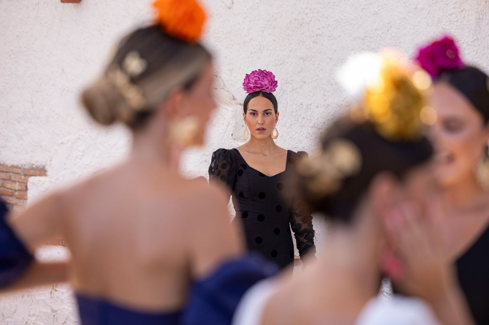 Ambiente y trajes de faralaes este miércoles en el Real