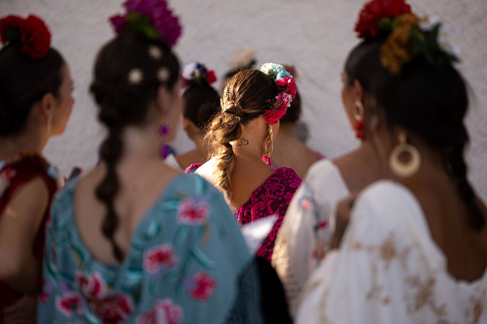 Ambiente y trajes de faralaes este miércoles en el Real