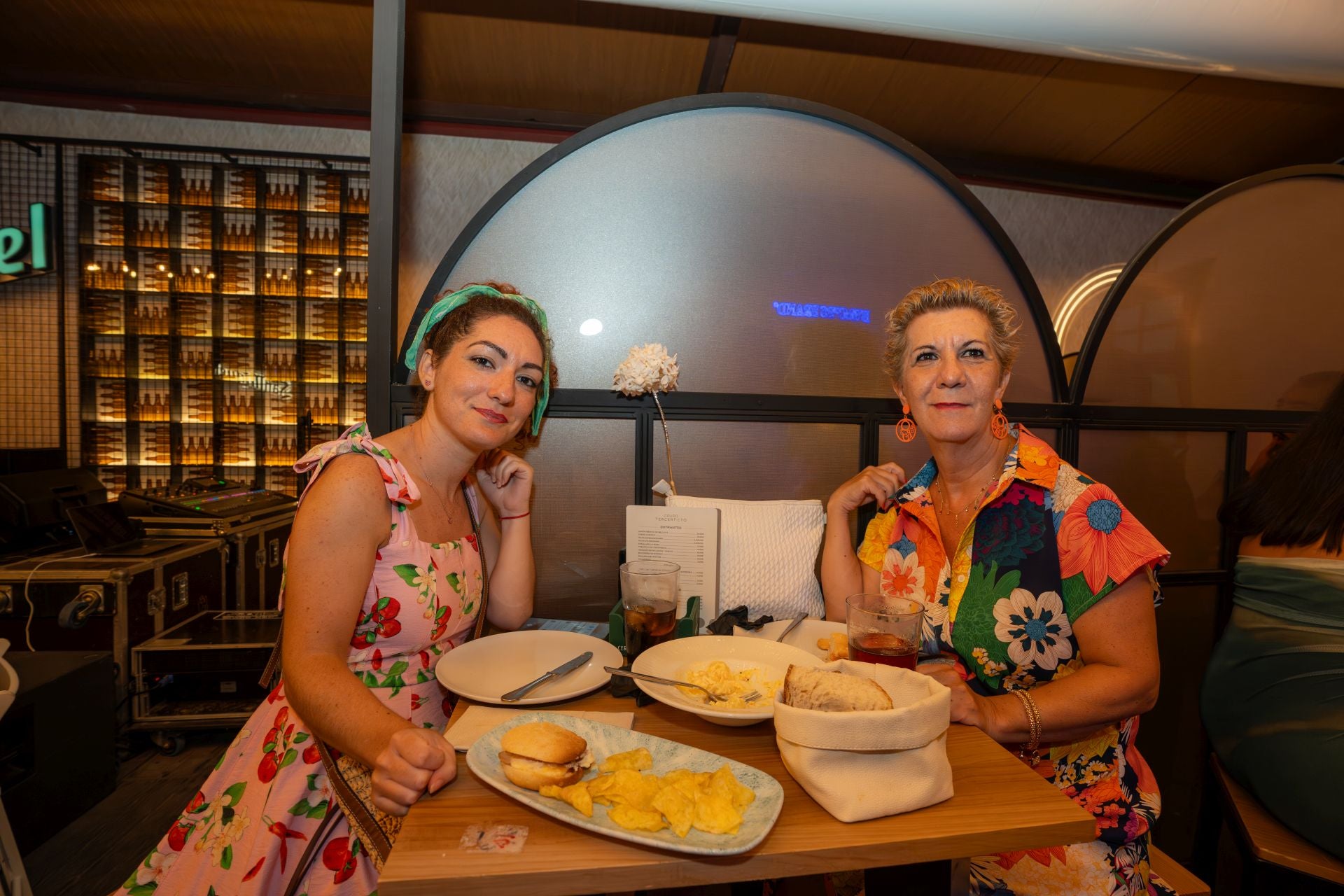 Noelia Ramos, Virginia Guisados.