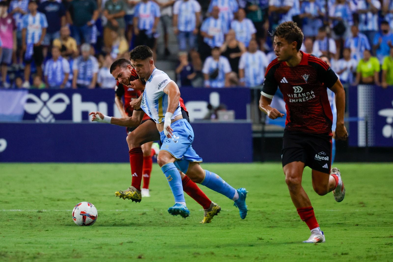 El Málaga - Mirandés, en imágenes