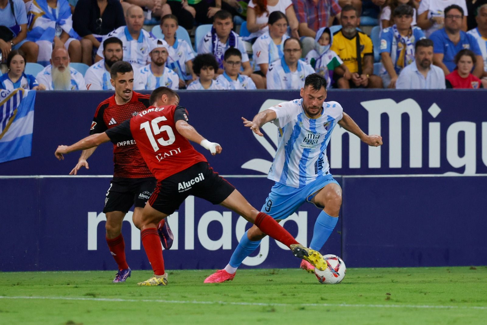 El Málaga - Mirandés, en imágenes