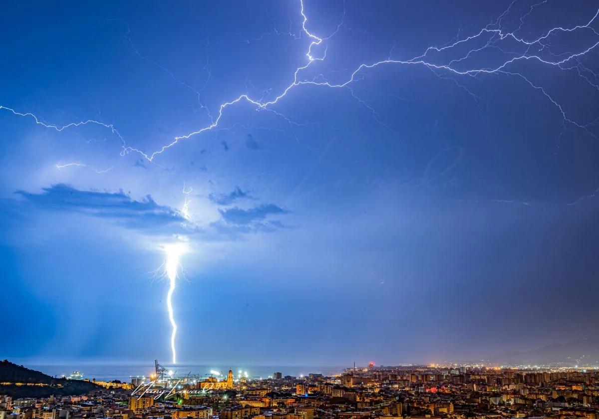 Nuevo aviso por tormentas y la llegada de una Dana a Andalucía