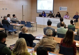 Imagen de archivo del encuentro con los colegios de arquitectos, abogados e ingenieros.