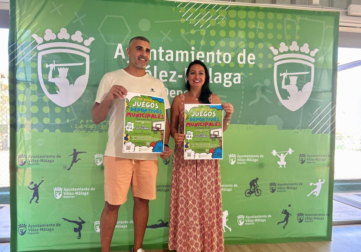 Acto de presentación de la iniciativa deportiva en Vélez-Málaga.