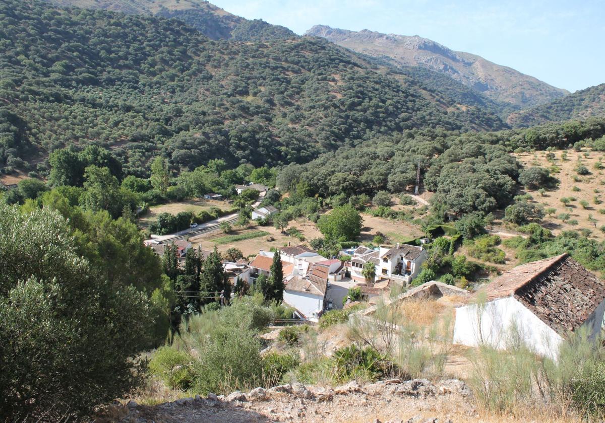 Panorámica de la barriada de la Estación de Benaoján, situada también junto al Guadiaro.