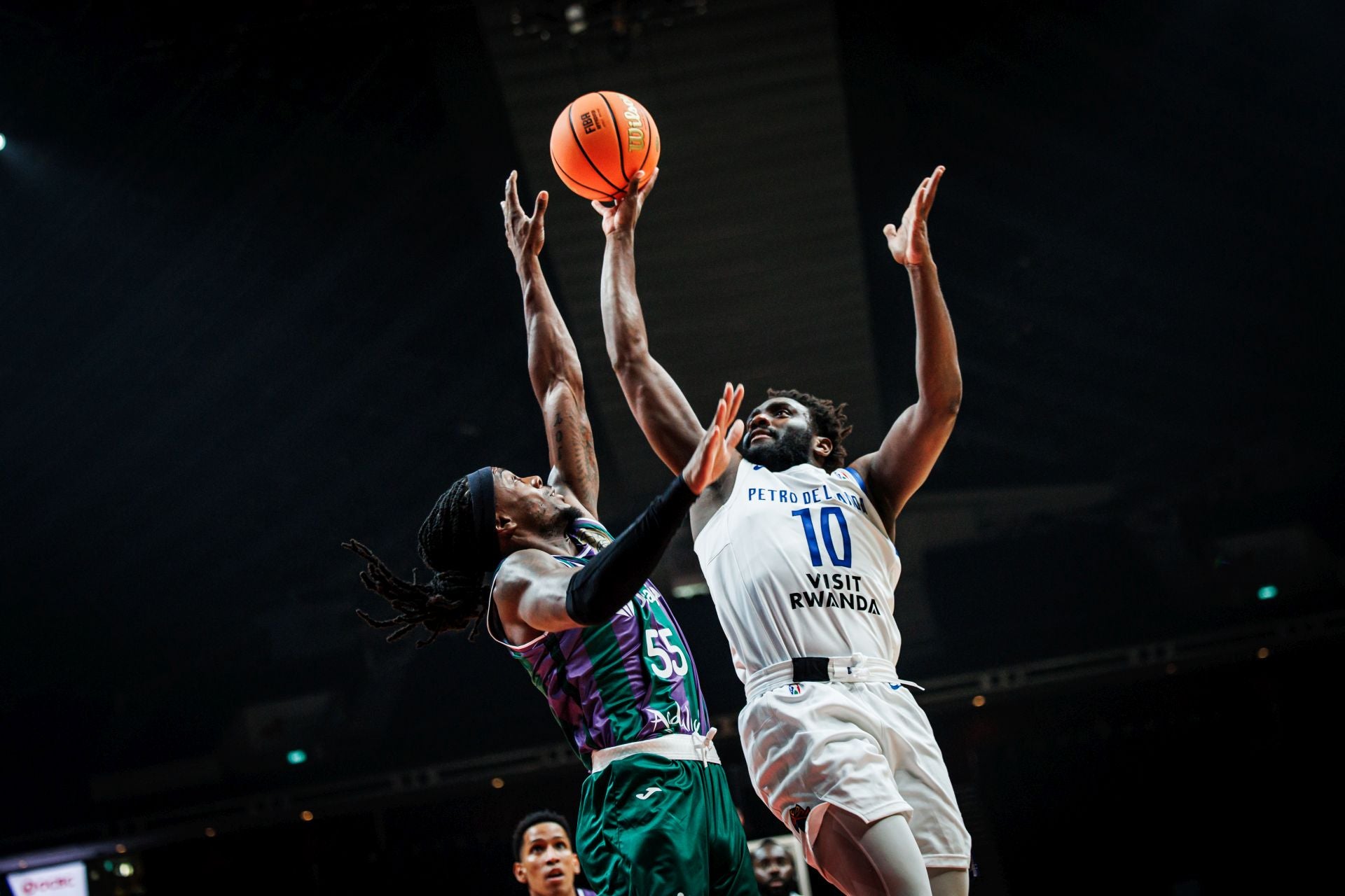 El partido Petro de Luanda - Unicaja, en imágenes