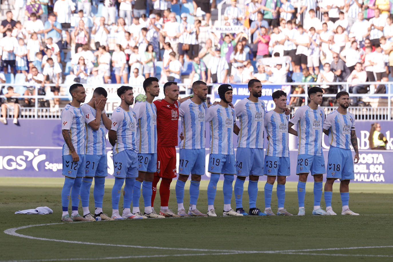 El Málaga-Huesca, en imágenes