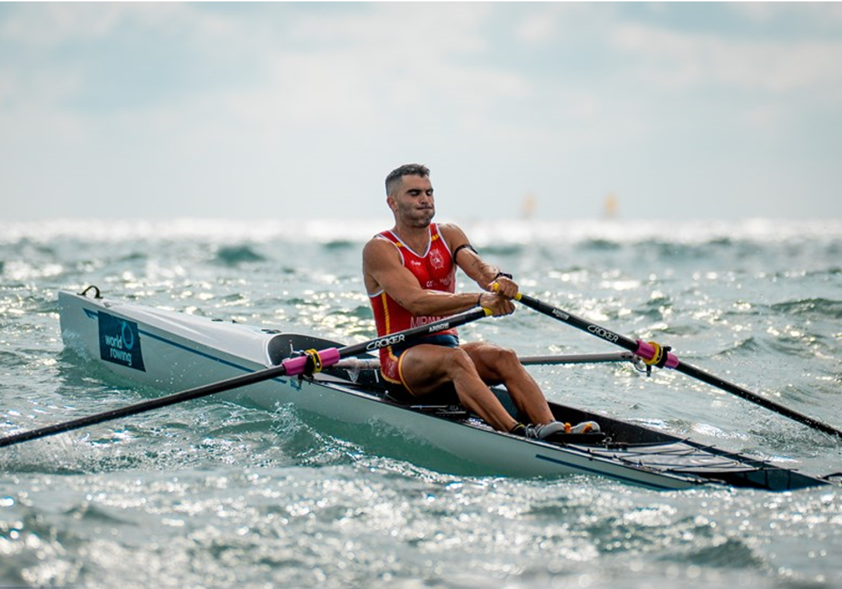 Adrián Miramón, subcampeón del mundo de beach sprint