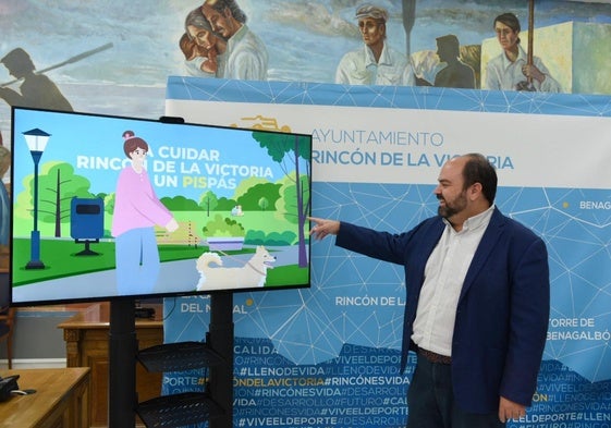 El concejal Borja Ortiz presenta la campaña.