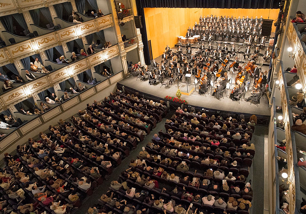 La Orquesta Filarmónica de Málaga busca gerente: 90.000 euros brutos anuales y dos años de contrato inicial