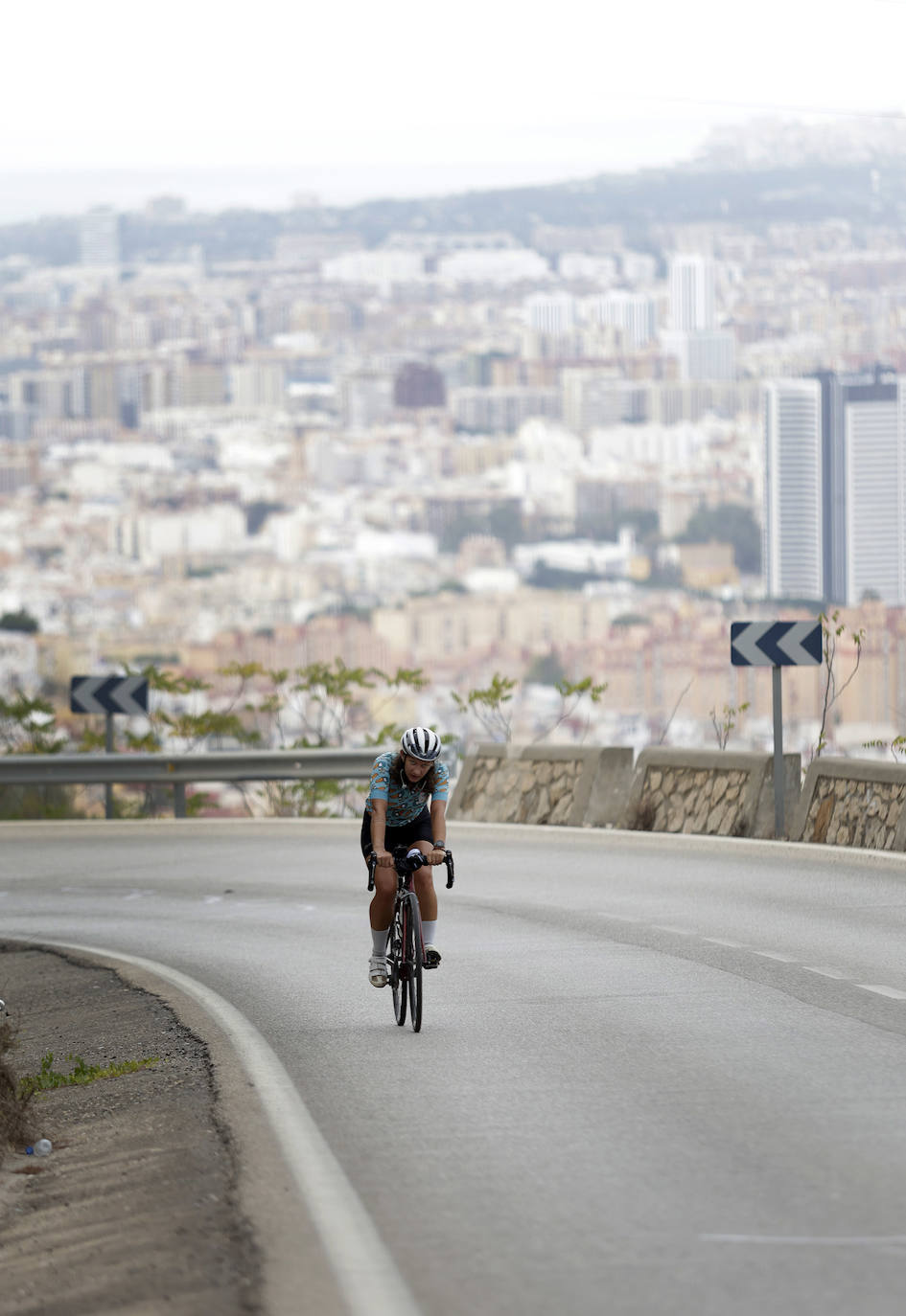 Casi 500 ciclistas participan en la Subida a la Fuente de la Reina